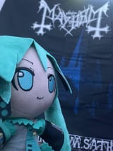 metal-miku-v0-0kbe1ouexofc1