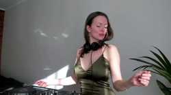 Keep It Real ｜ Soulful Jazz House DJ Mix ｜｜ Loure, Soul Wun, Laurence Guy, Jad &amp; The, Pool Boy (online-video-cutter.com)_thumb.jpg