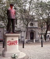 bomber__harris_monument_1992