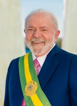 Foto_oficial_de_Luiz_Inácio_Lula_da_Silva_(2023–2027)
