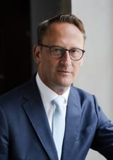 Dr._Tobias_Schmid_Portrait