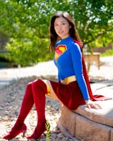 @universeofemily supergirl