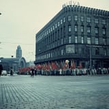 SKPn_vappumarssikulkue_Kaivokadulla_1.5.1960