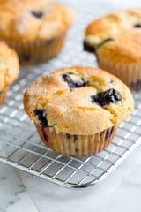 Easy-Blueberry-Muffin-Recipe-1-1200