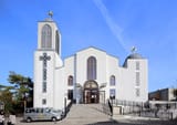Wien_-_Koptenkirche_Heilige_Jungfrau,_Westansicht