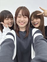 Hieda Nene, Hasegawa Ikumi, and Suzushiro Sayumi from Coral Mic #128