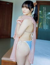 mayu bikini ass