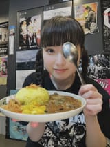 GukQoCQWEAAxab3