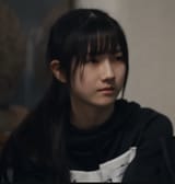 (5)