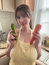 Ako Kimura 木村愛心 apron veggies