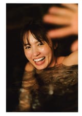 [2024.03.25] 逢田梨香子写真集 日々-085