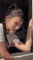 vivi_mag_official - DL3vFczylK3_thumb.jpg