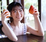 【4Kムービーグラビア】大人気声優！鈴原希実ちゃんのいつもの愛くるしい表情からちょっと大人っぽい姿まで魅力をたっぷり詰め込んだ愛しさMAXの撮影に最高画質で没入密着！【メイキン?