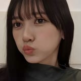 Teresa kissy face