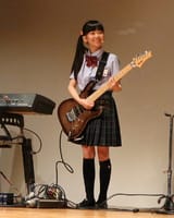 MOMOMETAL