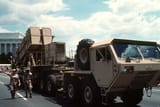 MIM-104_Patriot_during_the_National_Victory_Celebration_parade_honoring_the_coalition_forces_of_Desert_Storm