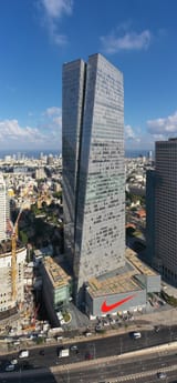 Azrieli_sarona_tower_and_mall