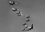 KC-135A_refuels_F-105Ds_over_Vietnam_1965