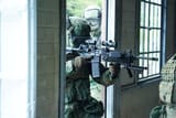 SAF_Soldier_entering_a_house_with_the_Colt_IAR6940