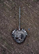 turret-of-a-destroyed-russian-tank-looks-like-a-skull-v0-zzh4dz9qwgoa1