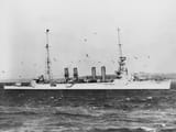 USS_Omaha_(CL-4)_in_harbor_on_8_December_1923_(NH_97970)