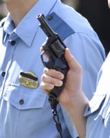 800px-New_Nambu_M60_revolver_of_the_Nara_Prefectural_Police