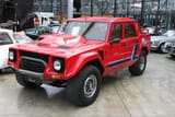 960px-Lamborghini_LM002_Gen1_Type129_1986-1993_1988_frontleft_2013-03-17_U[1]