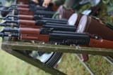 lo-diem-dac-biet-tren-sung-akm-1-viet-nam-san-xuat