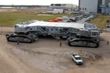 1280px-Crawler-Transporter