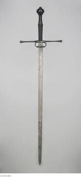 single edge longsword with side and finger rings
