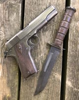 1911 and Camillus Navy Knife