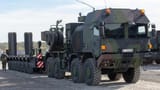schwerlasttransporter-mammut-stehend