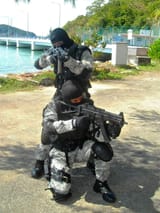 STAR_team_with_the_UMP9_and_SG-553