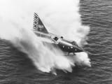 F2Y_Sea_Dart_2
