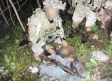 uncropped-photo-of-cag-guy-with-quad-nods-kneeling-next-to-v0-qqnooovtb6ic1