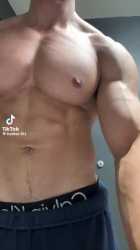 v15044gf0000d150hgfog65imthd3je0_thumb.jpg