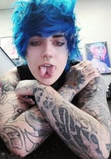 Tatted enby