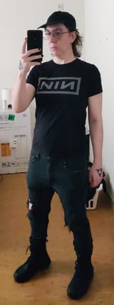 1750810627970307