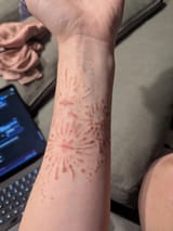 1000008483