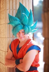 goku-ssj-blue-cosplay-v0-arsnhhjdz6yd1