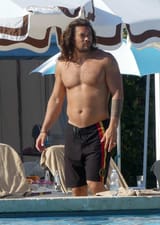 Jason-Momoa-Shirtless-05