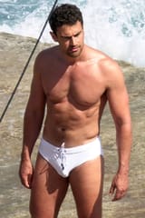 theo-james-dolce-and-gabbana-070924-8a4150ad42424137970df180c10286e0