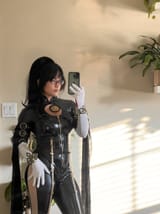 bayonetta-cosplay-by-popular-streamer-cinna-v0-fsuo0dz08dhd1