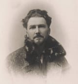 Ezra_Pound_passport_photograph_undated
