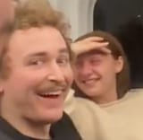 32432