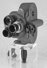 Bell_&amp;_Howell_Eyemo_camera