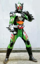 EZhJANuU4AELPLe