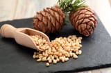 pinenuts-5acd007ba474be0036f05ac0
