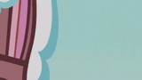 pinkie pie eats a bee