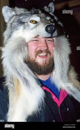 a-wolfs-head-is-worn-as-a-fur-hat-by-a-man-at-the-annual-fur-rendezvous-C4DY6T-3750862278